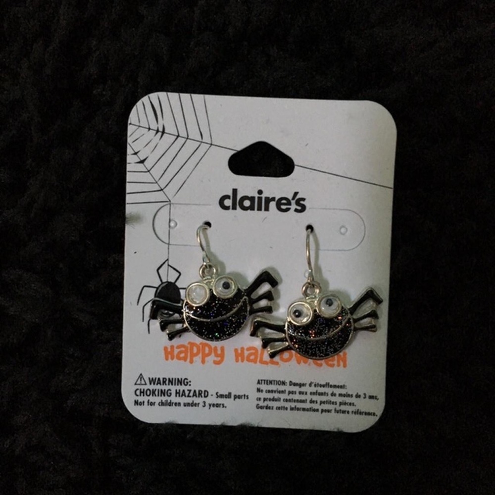 Claire’s Spider Earrings
